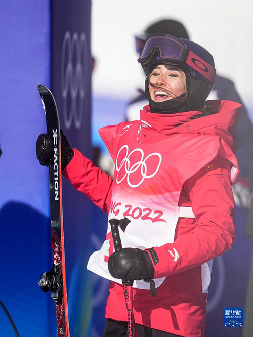 Сег?з?нш? алтын! Гу Айлин Бейж?? ?ыс?ы Олимпиадасында?ы ?ш?нш? медальд? ?анжы?асына байлады