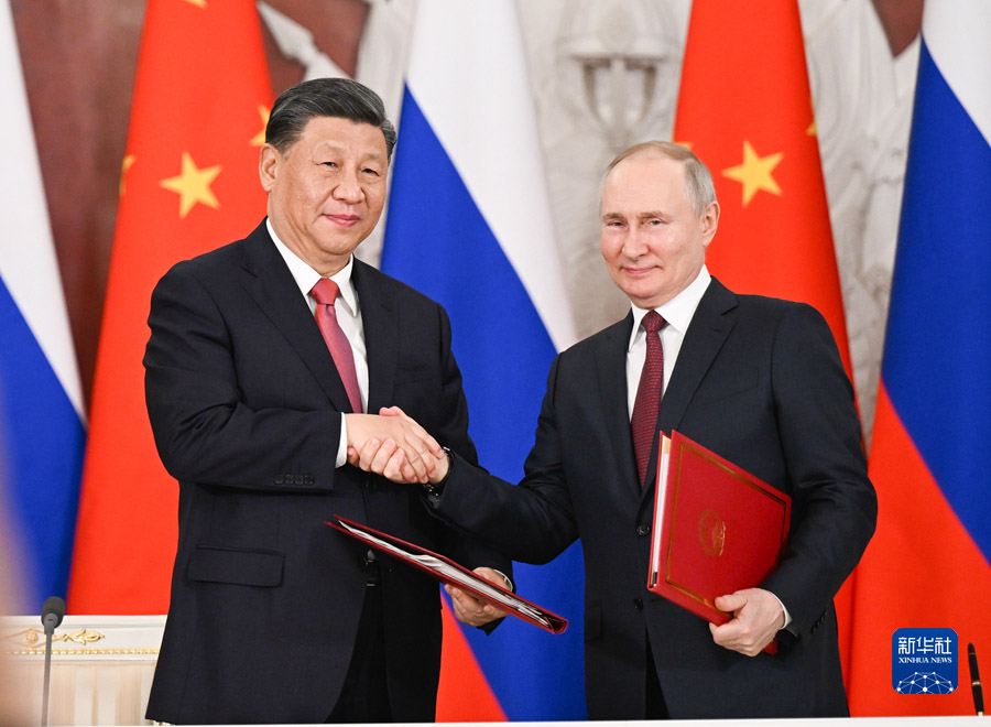 Си Цзиньпин Ресей Президент? Владимир Путинмен кел?сс?здер ж?рг?зд?