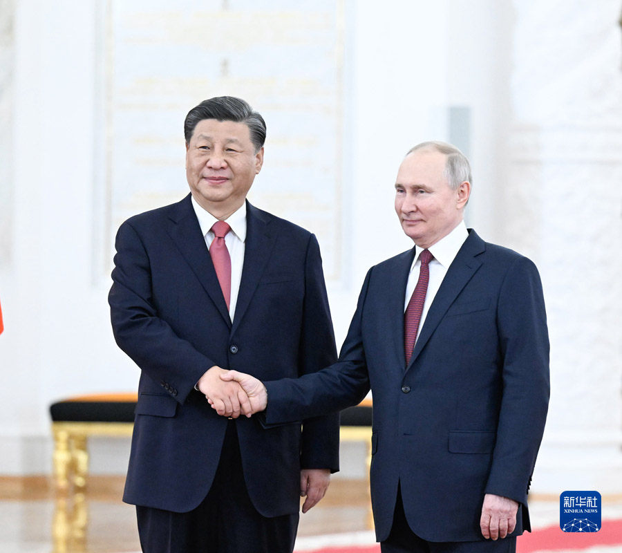 Си Цзиньпин Ресей Президент? Владимир Путинмен кел?сс?здер ж?рг?зд?