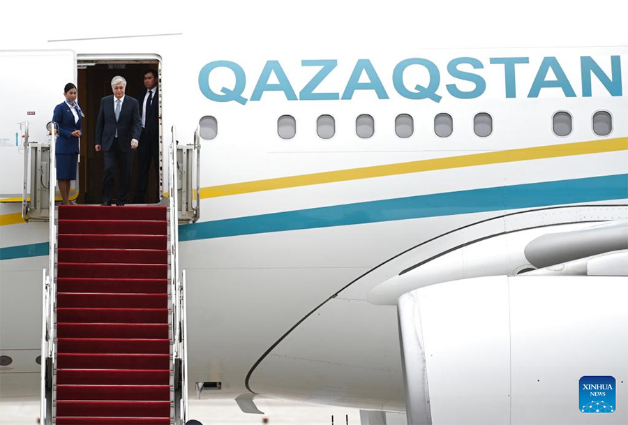 ?аза?стан Республикасыны? Президент? ?.То?аев ?ытай?а ресми сапармен келд?