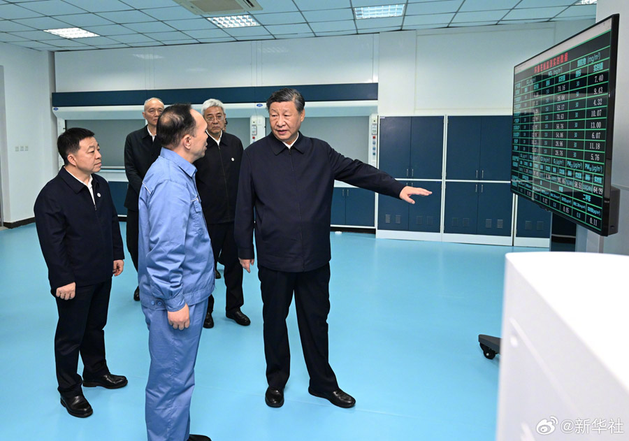 Си Цзиньпин Цзянси ?лкес?н?? Цзюцзян ?аласына ?ызметт?к тексер?спен барды