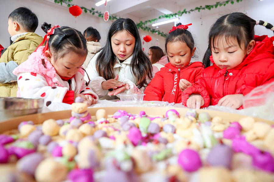 Жа?а жылды? леб? ест?