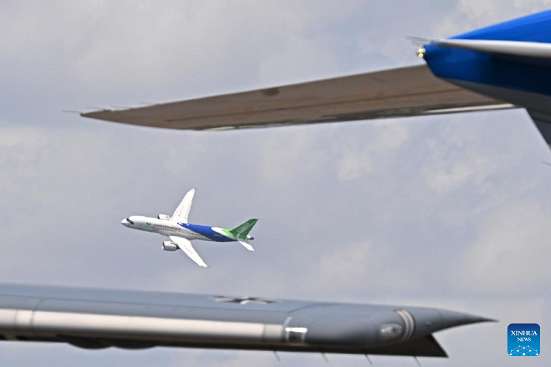 ?ытай жаса?ан C919 ж?не ARJ21 жолаушылар ?ша?ы Сингапур ?уе к?рмес?не ?ойылды