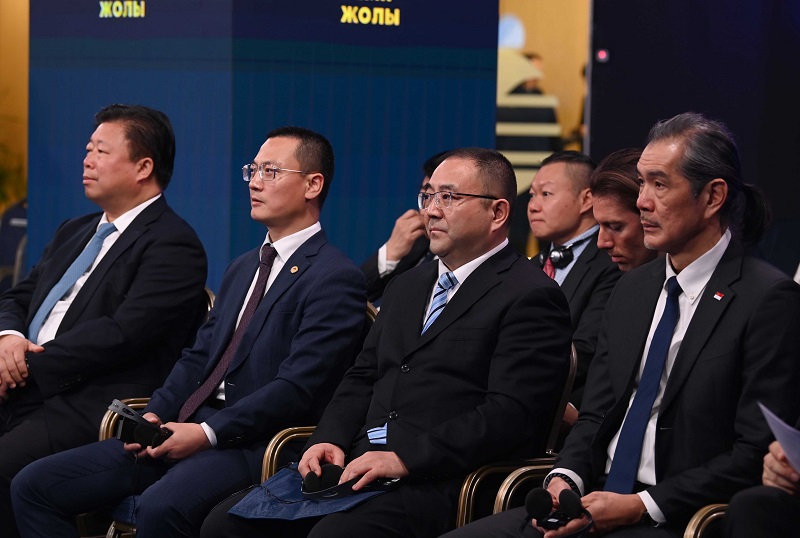 ?Р Президент? ?ТЖ мен ?ытайды? Huawei компаниясы б?рлес?п ??р?ан жа?а Инновациялы? орталы?ты ашты