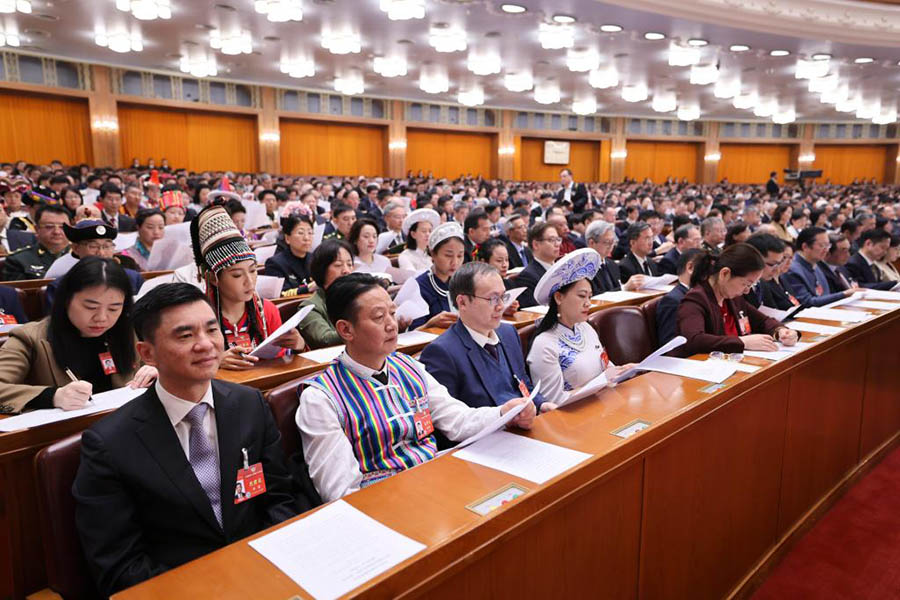 Т?ра?а Си Цзиньпин CPPCC XIV ?лтты? комитет?н?? ек?нш? сессиясыны? жабылу жиынына ?атысты