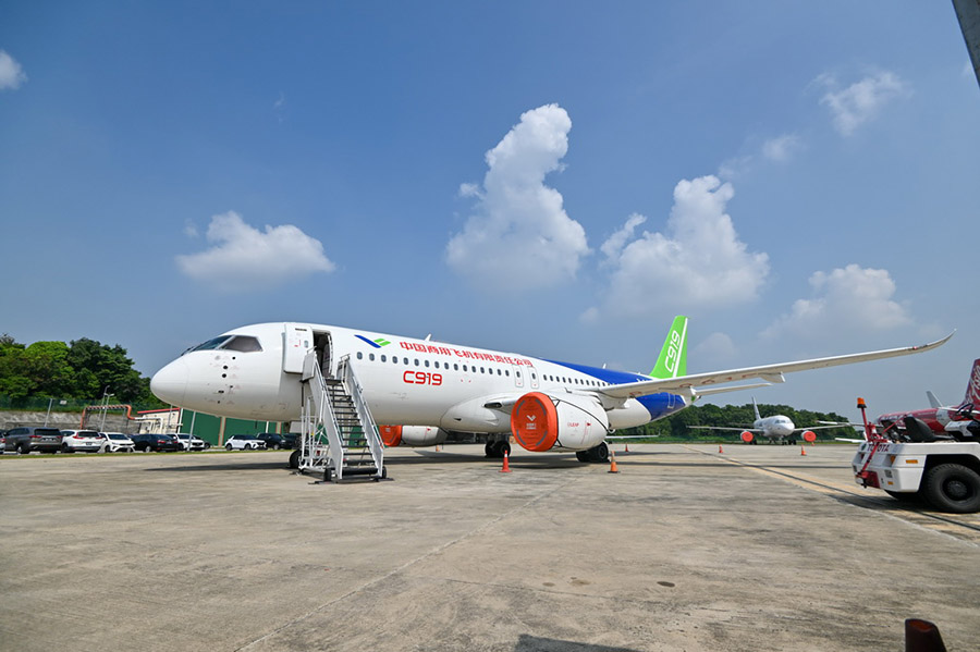 ?ытайды? отанды? коммерциялы? ?ша?тары ARJ21 ж?не C919 Малайзияда бой к?рсетт?